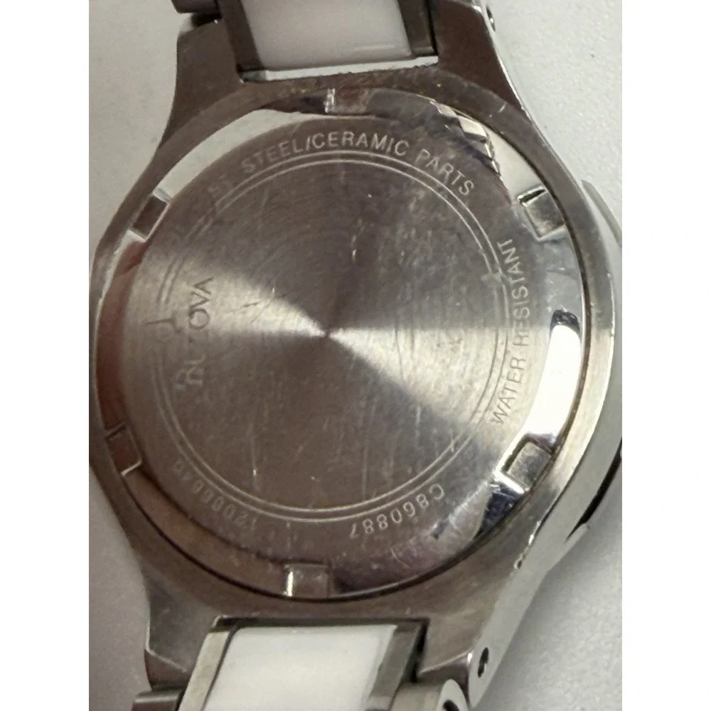 Bulova‎ 98P124 New Battery Ladies Watch 30MM 7.5